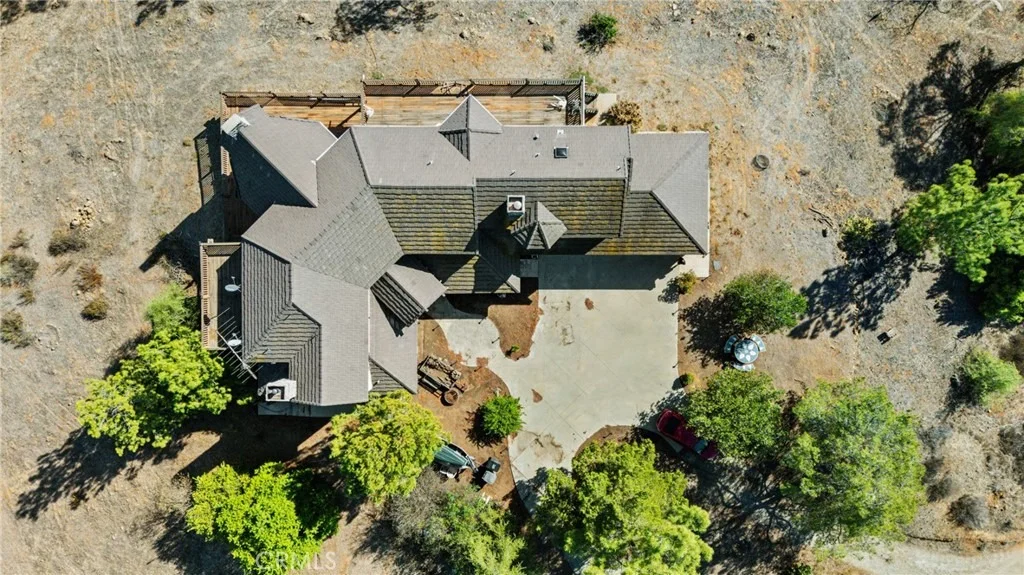 Photo of 19448 Blue Sky Road