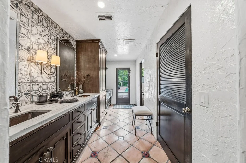 Photo of 25805 Avenida Del Oro