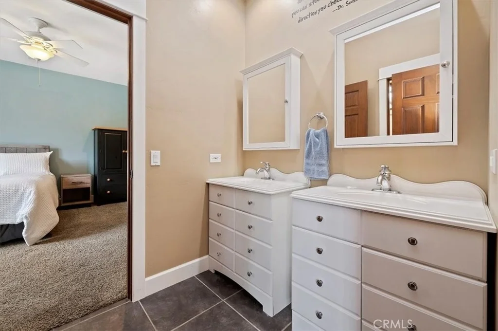Photo of 16420 Rocky Glen Road