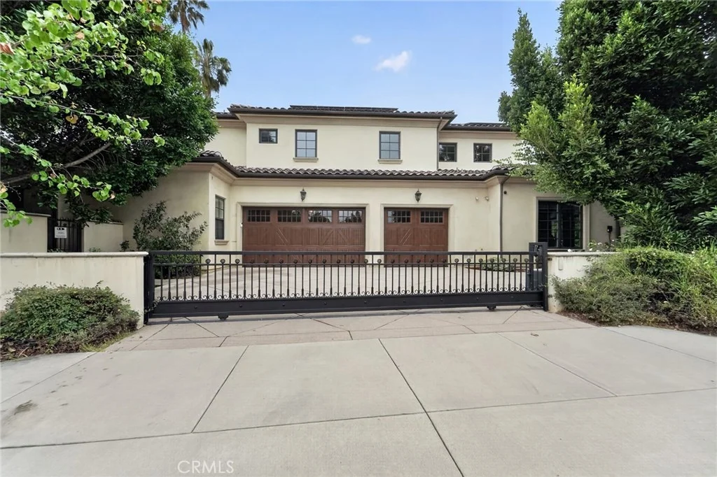 Photo of 200 W Pamela Road