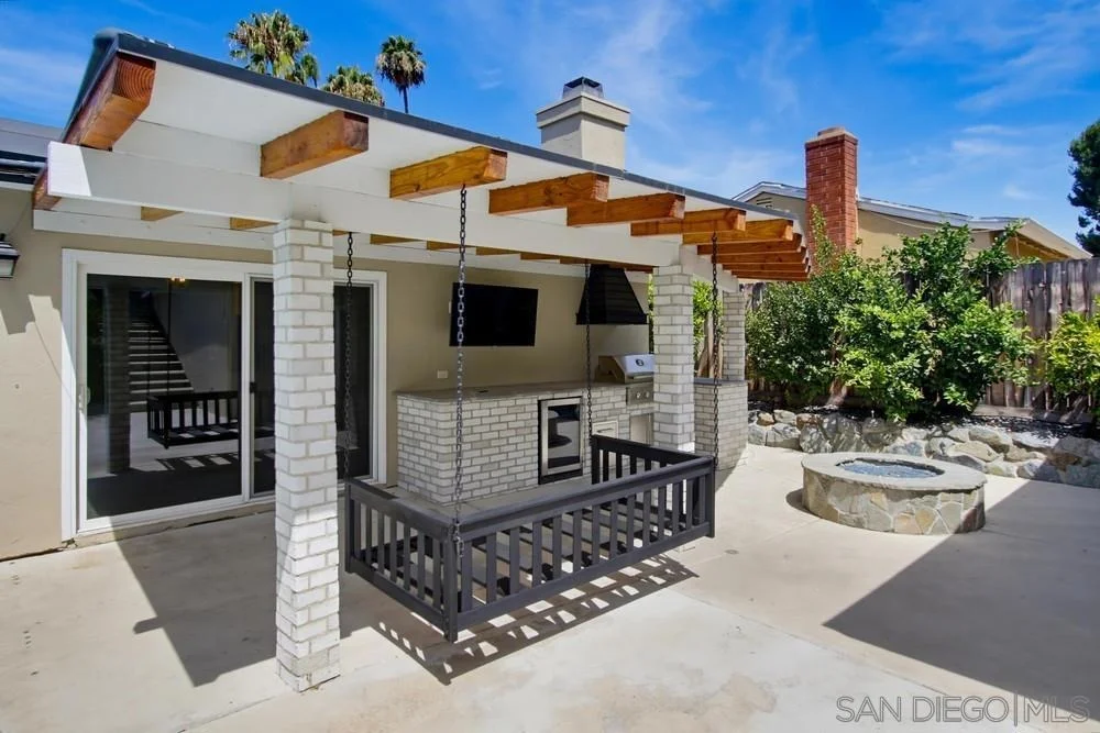 Photo of 9723 Roe Drive