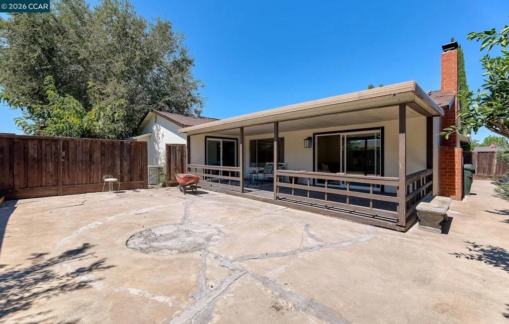 Photo of 2117 Lopez Dr