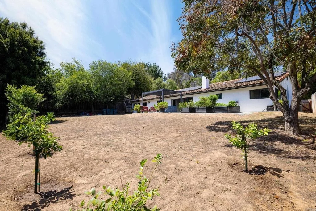 Photo of 1889 Rockhoff Rd.