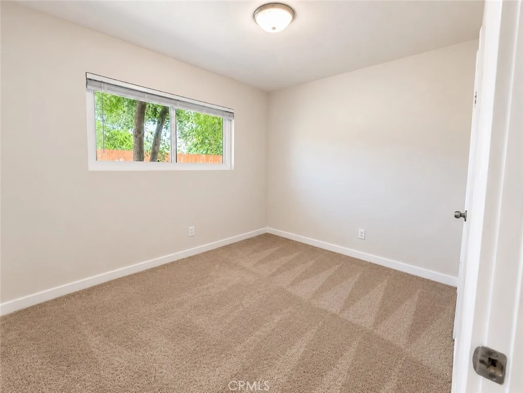 Photo of 1260 Grove Ave