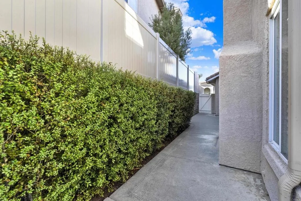 Photo of 3733 Southridge Way