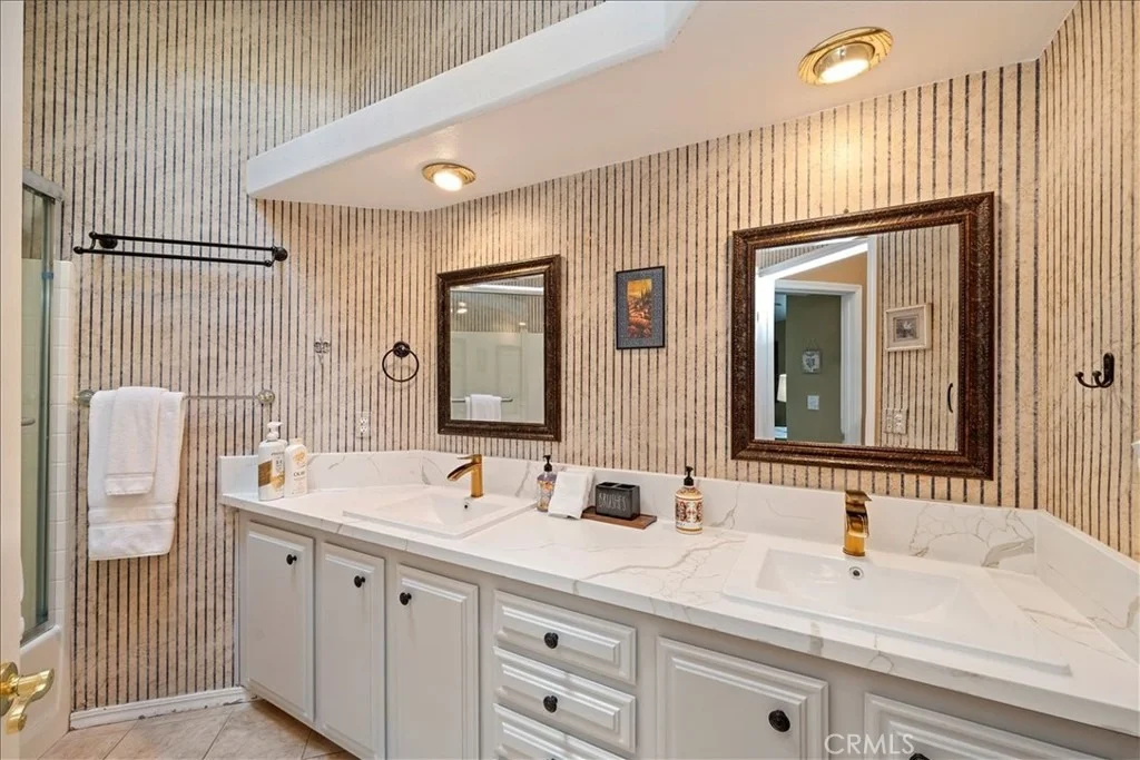Photo of 39565 Spanish Oaks Drive