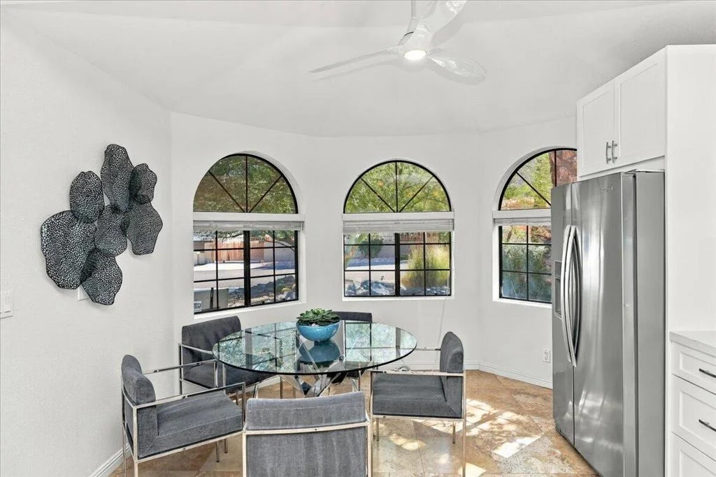 Photo of 54205 Avenida Vallejo