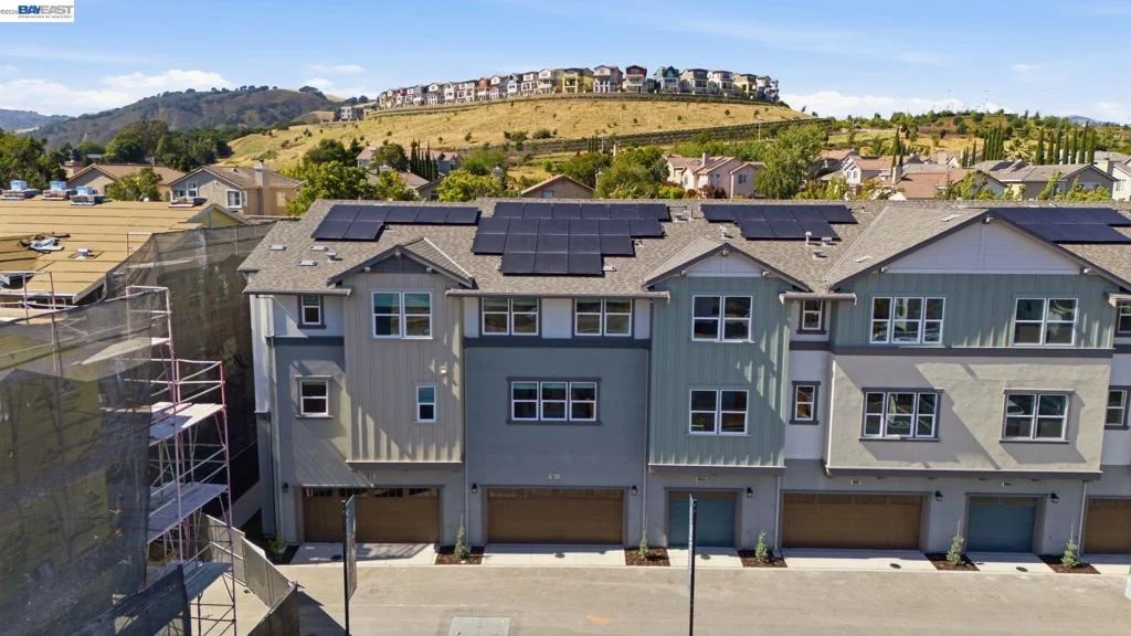 Photo of 2003 Cascade Way