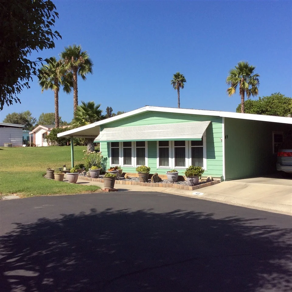 Photo of Unit 49 at 2250 N Broadway