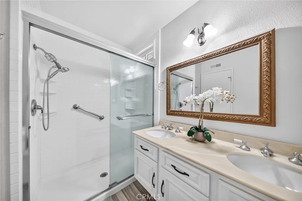 Photo of 12 Shenandoah