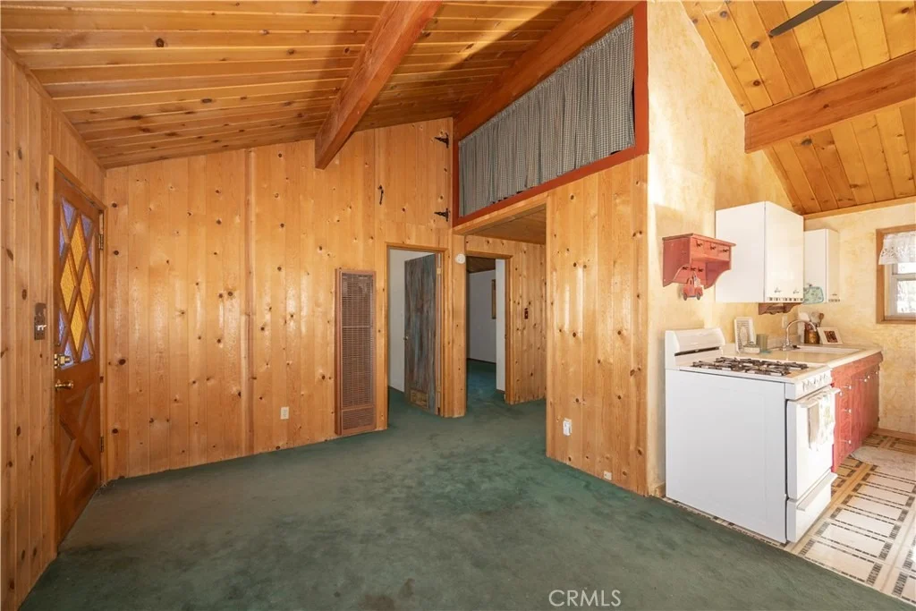 Photo of 337 Holmes Lane
