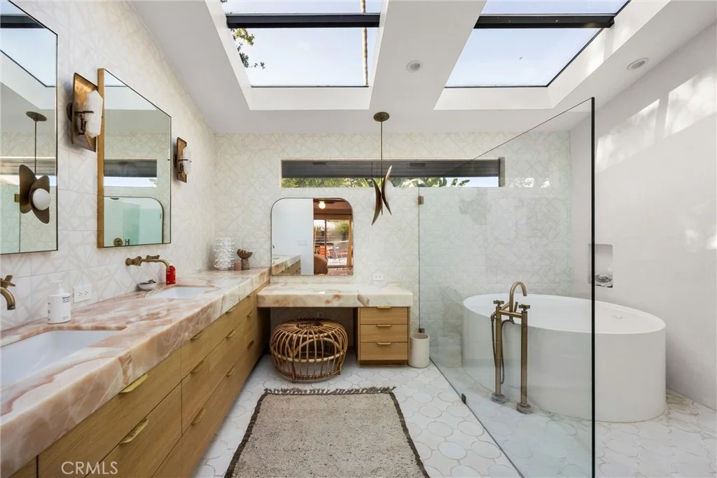 Photo of 341 Vista Baya