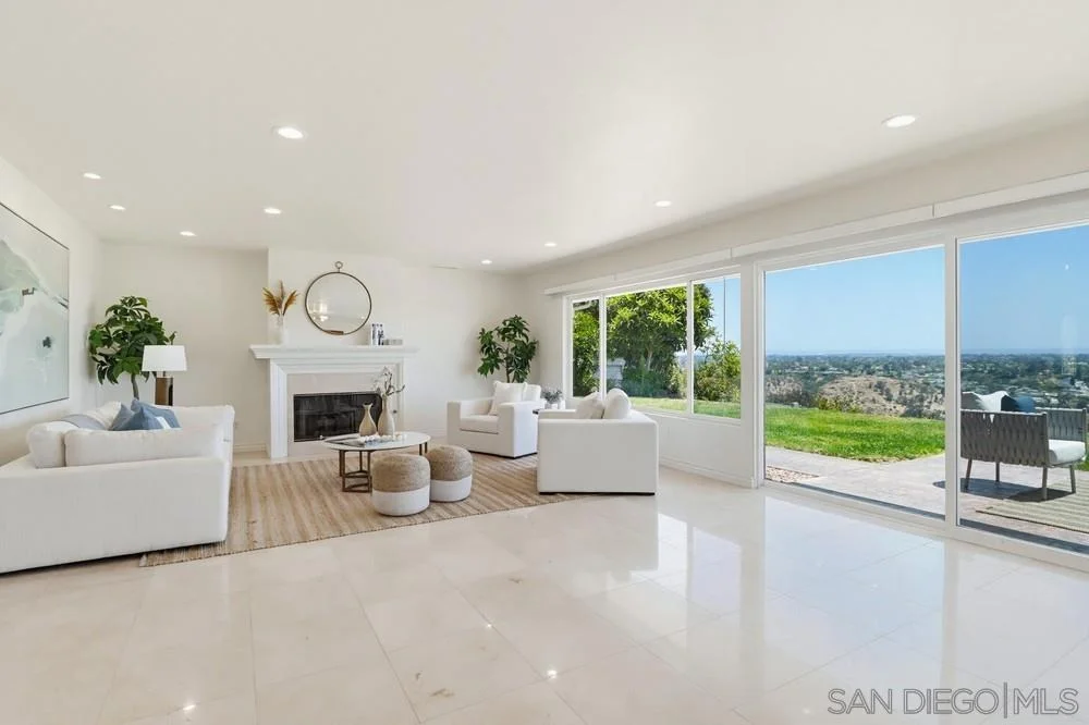 Photo of 2767 Palomino