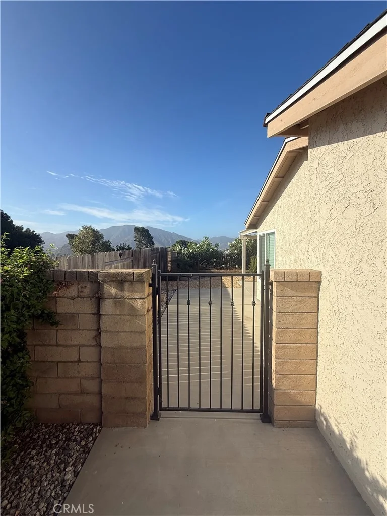 Photo of 5176 Creekside Road