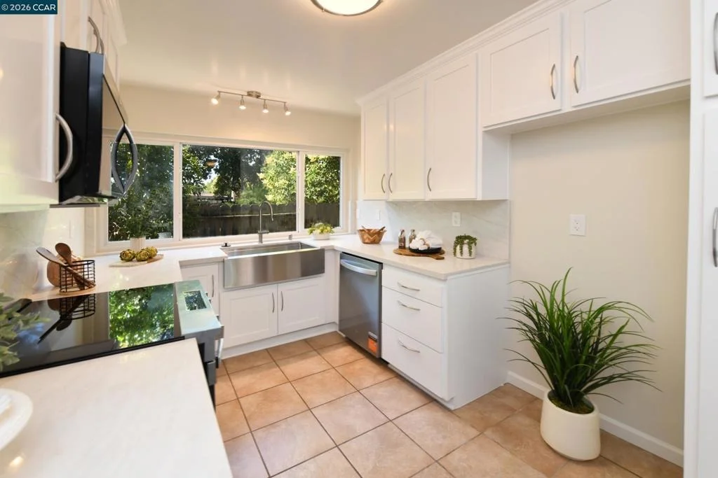Photo of 1759 Elm Rd