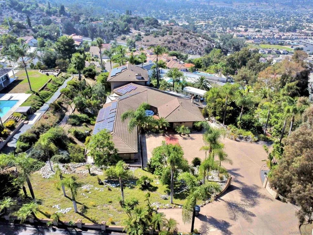 Photo of 5346 Grandridge Rd