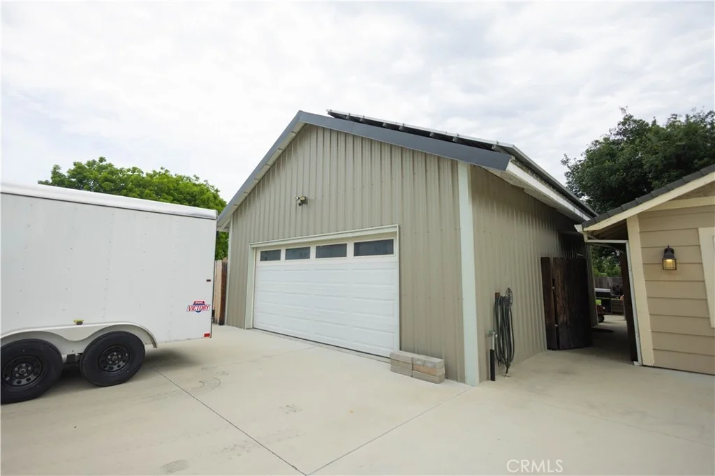 Photo of 6042 Grange