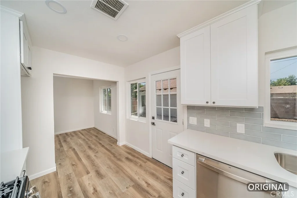 Photo of 2586 Prospect Avenue