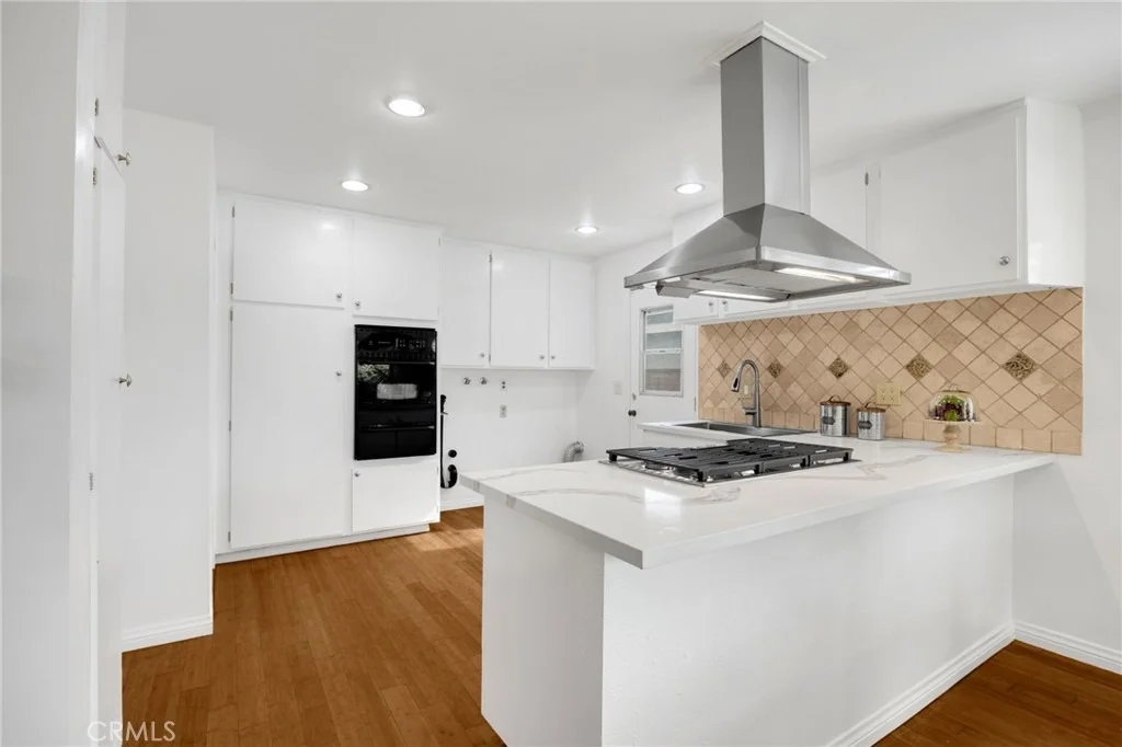Photo of 978 Orangewood Drive