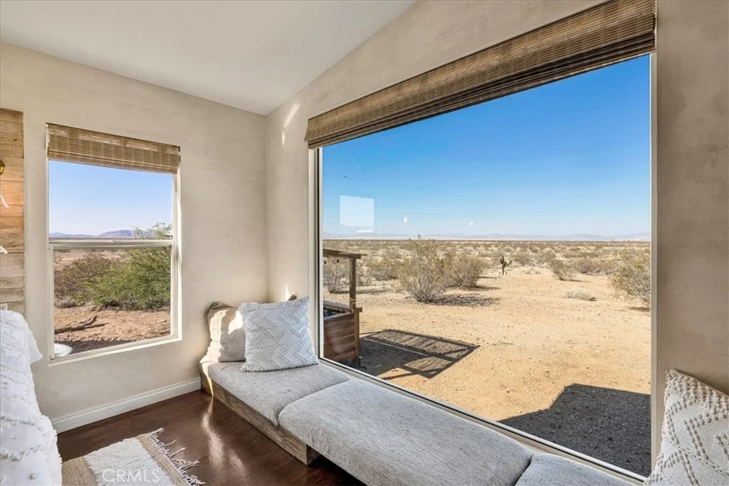 Photo of 60707 Sonora Road