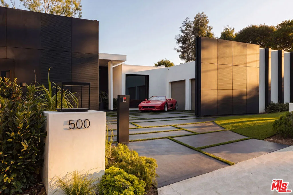 Photo of 500 Chalette Drive