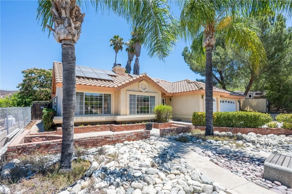 Photo of 24380 Paseo Arroyo
