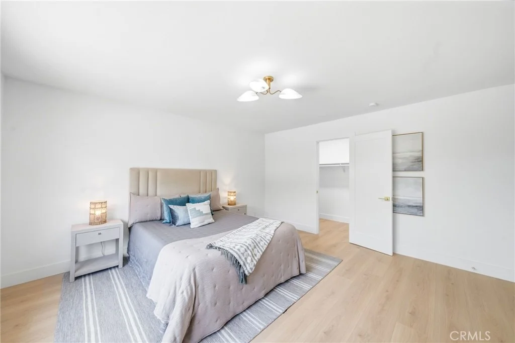 Photo of 137 S Thistle Road