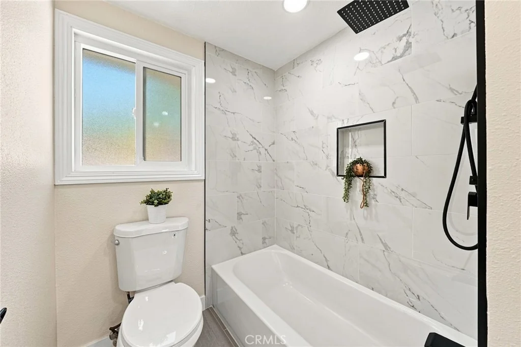Photo of 633 Dorothy