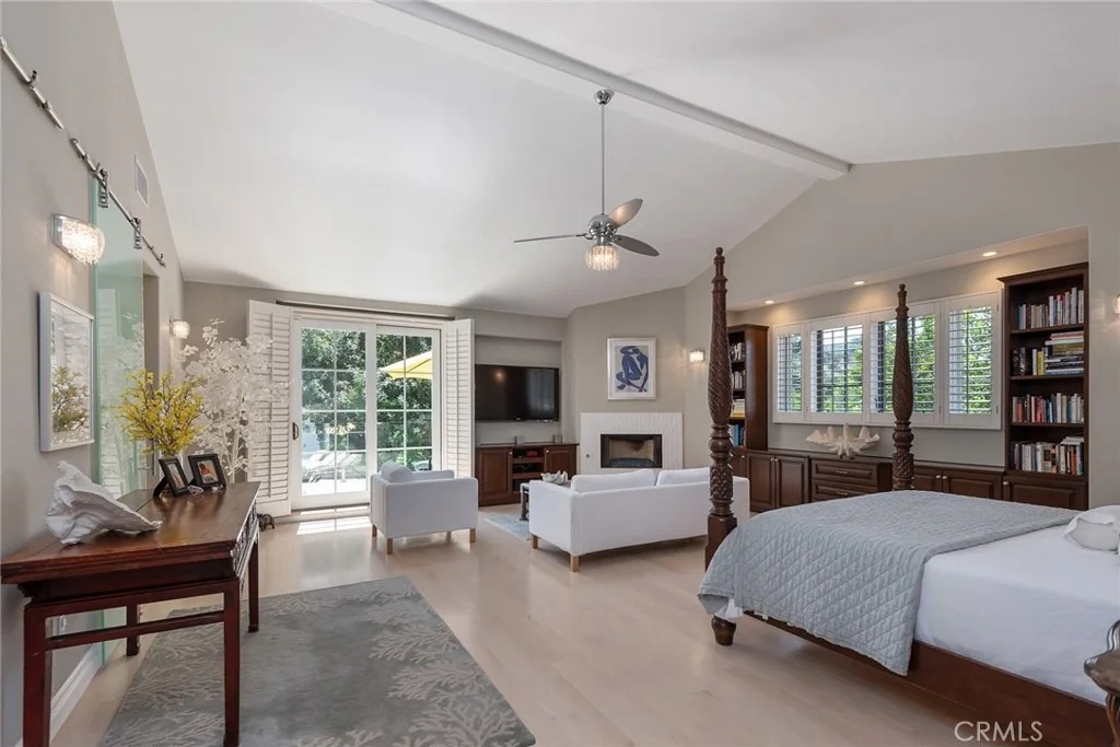 Photo of 5600 ROUND MEADOW Road