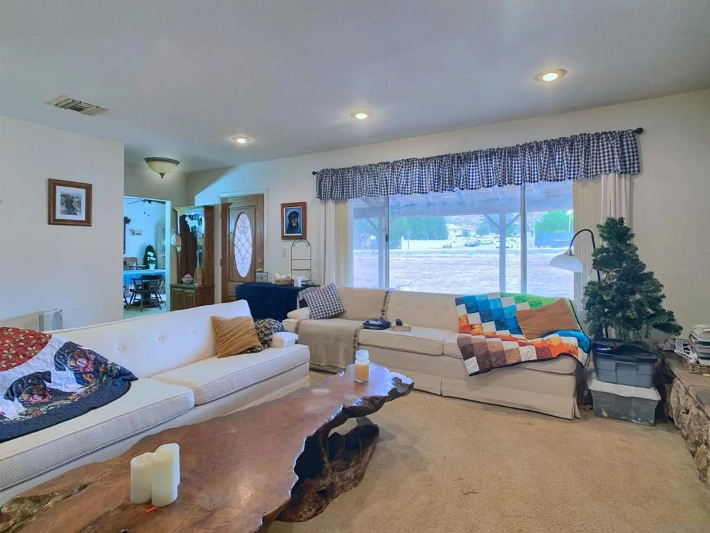 Photo of 9622 Lakeview