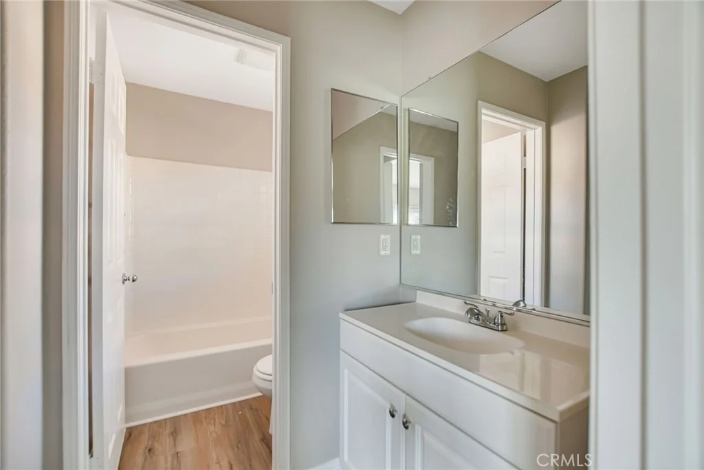 Photo of 307 Monument Parkway