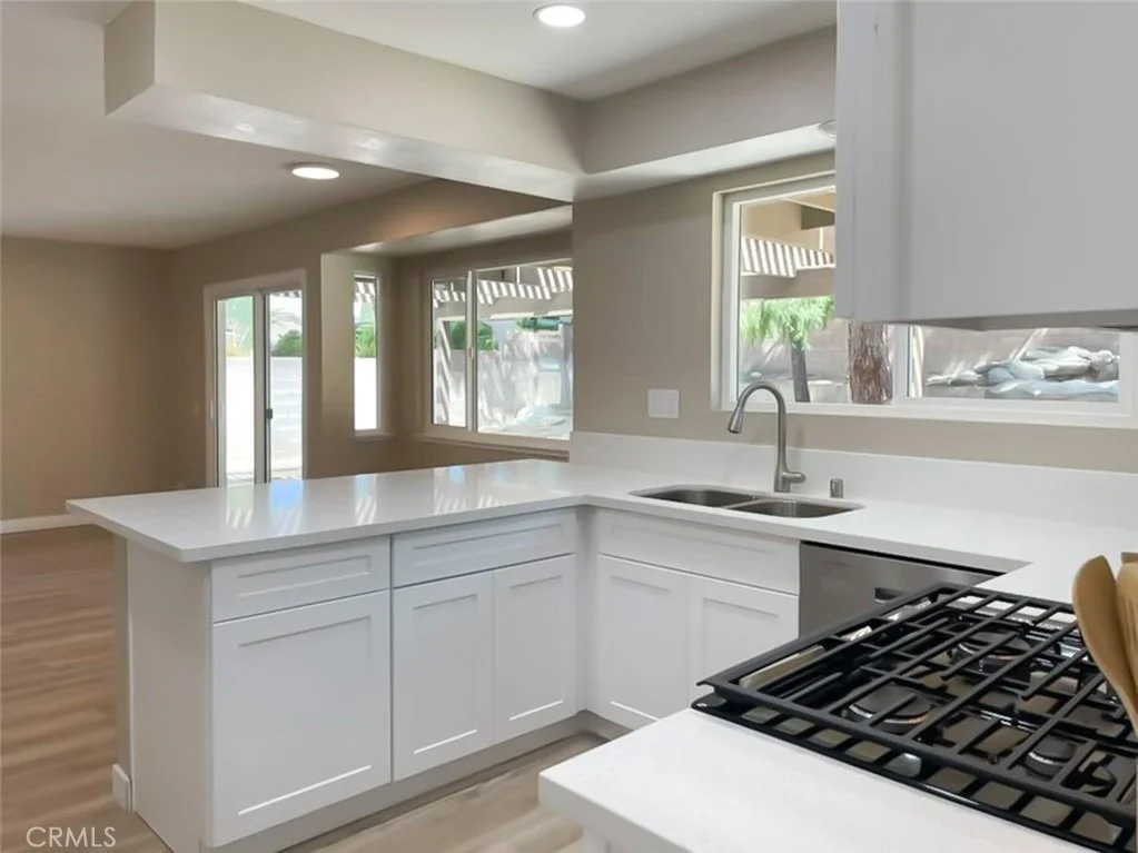Photo of 43856 Windsor Place