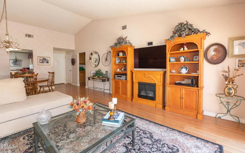 Photo of 44142 Village 44