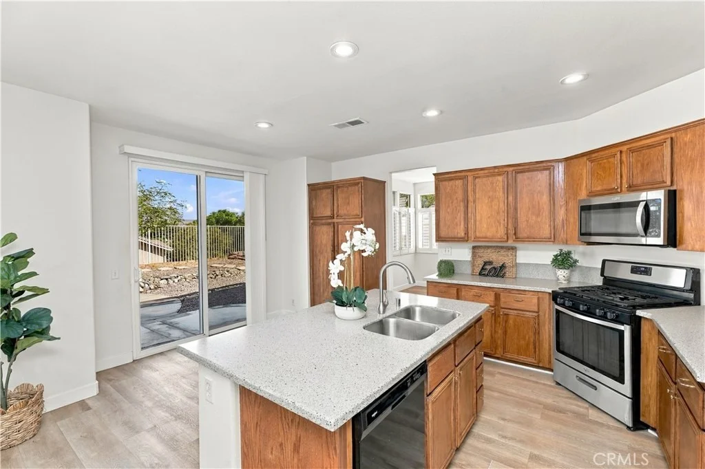 Photo of 8850 Flintridge