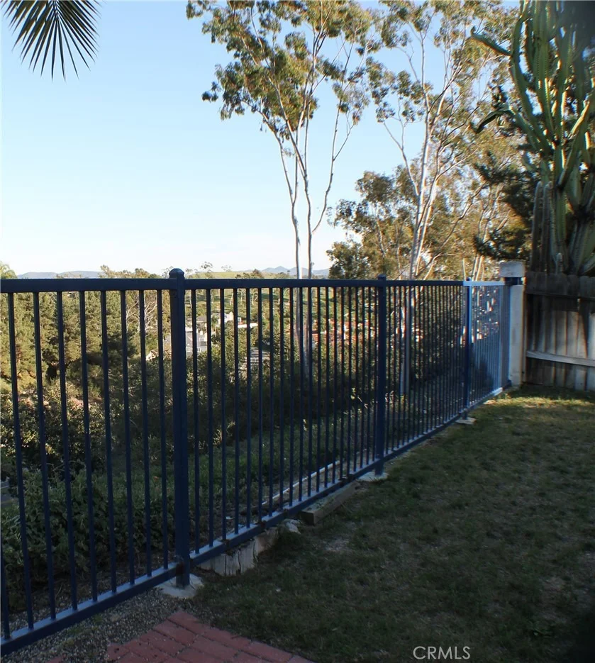 Photo of 1727 Avenida Vista Labera