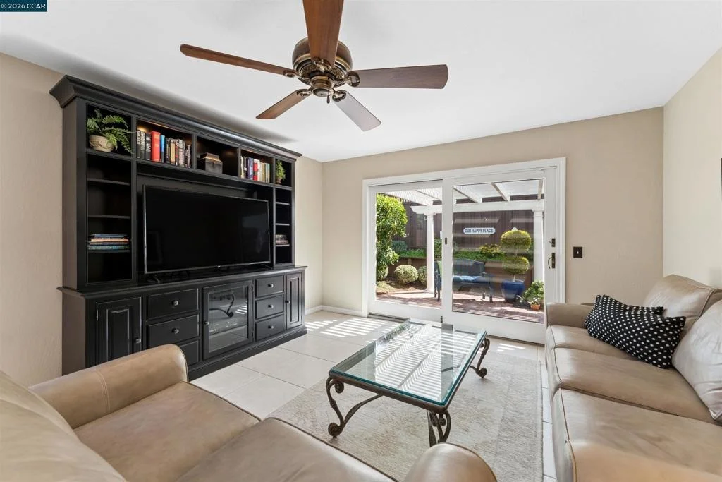 Photo of 1091 Harvest Cir