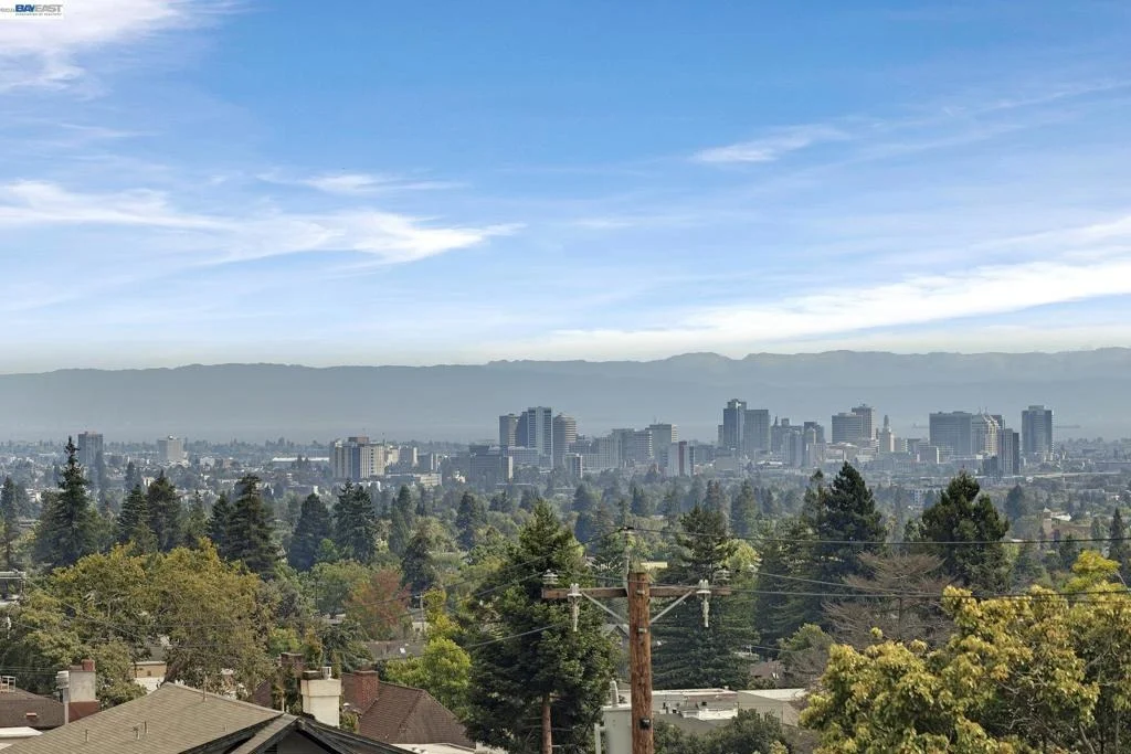 Photo of Unit 306 at 2 Panoramic Way