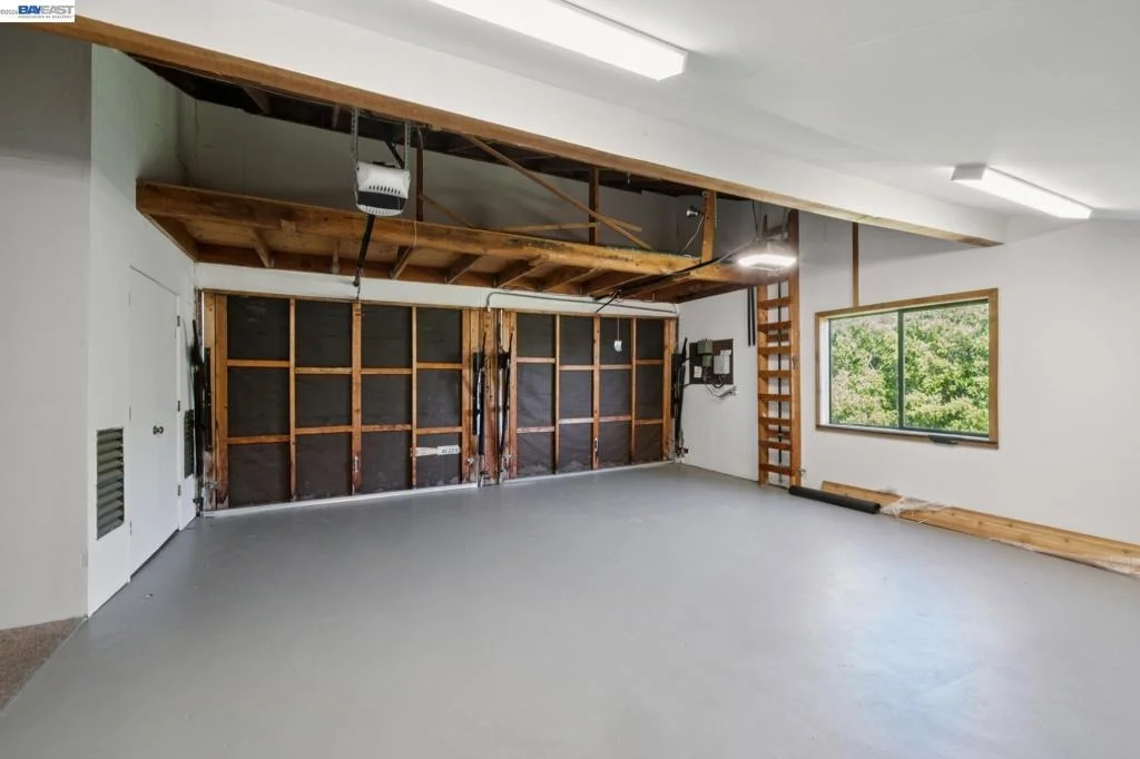Photo of 116 TAPPAN LANE