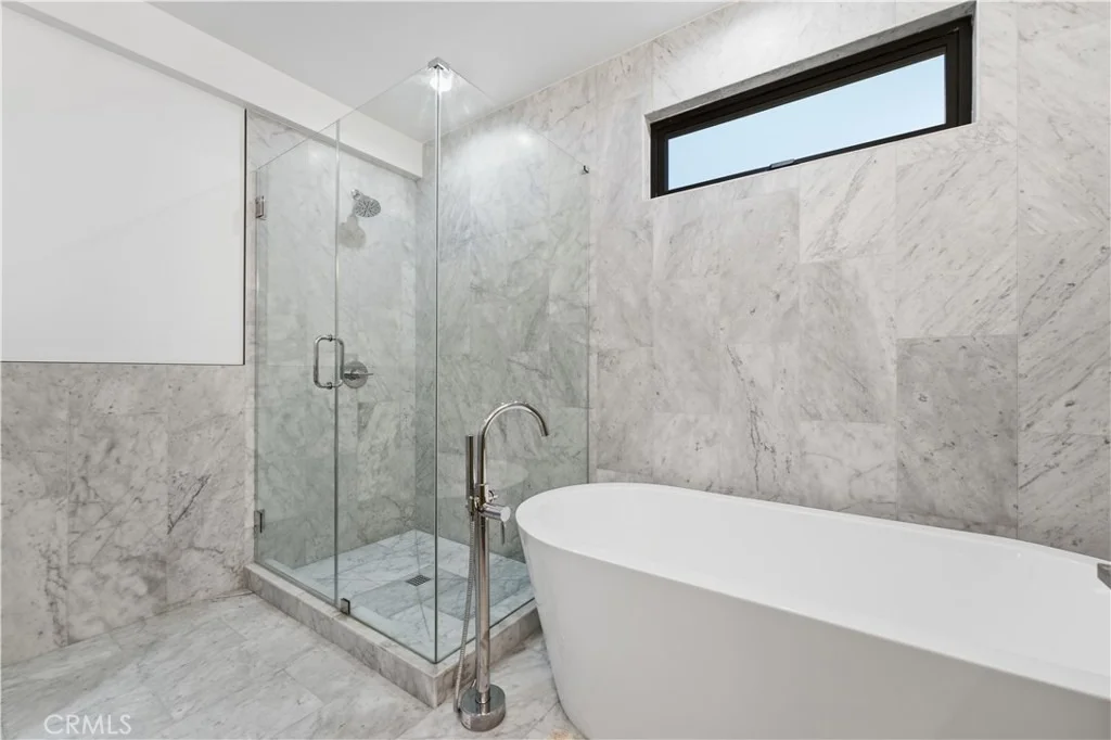 Photo of 11700 Charnock