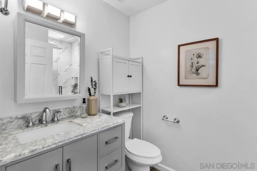 Photo of 9885 Aldergrove Lane