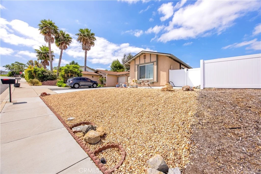Photo of 1361 Temple Heights Drive
