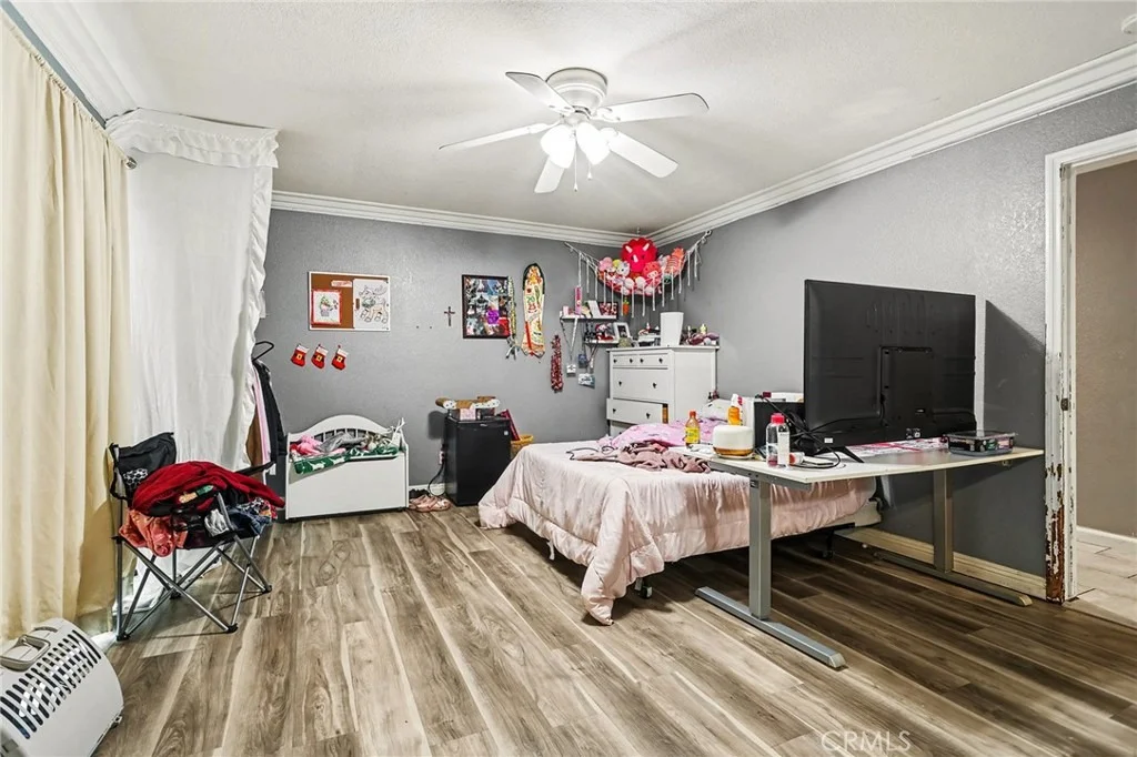Photo of 23457 Currier Drive