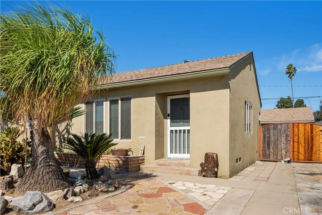 Photo of 705 E Janice