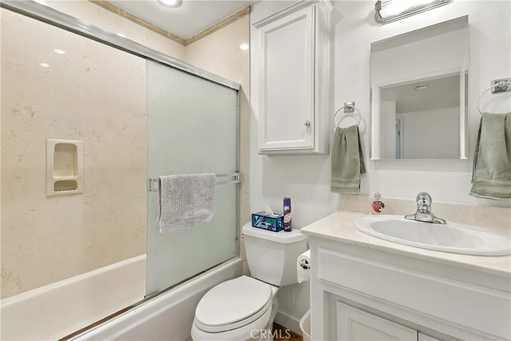 Photo of 8882 Palomar