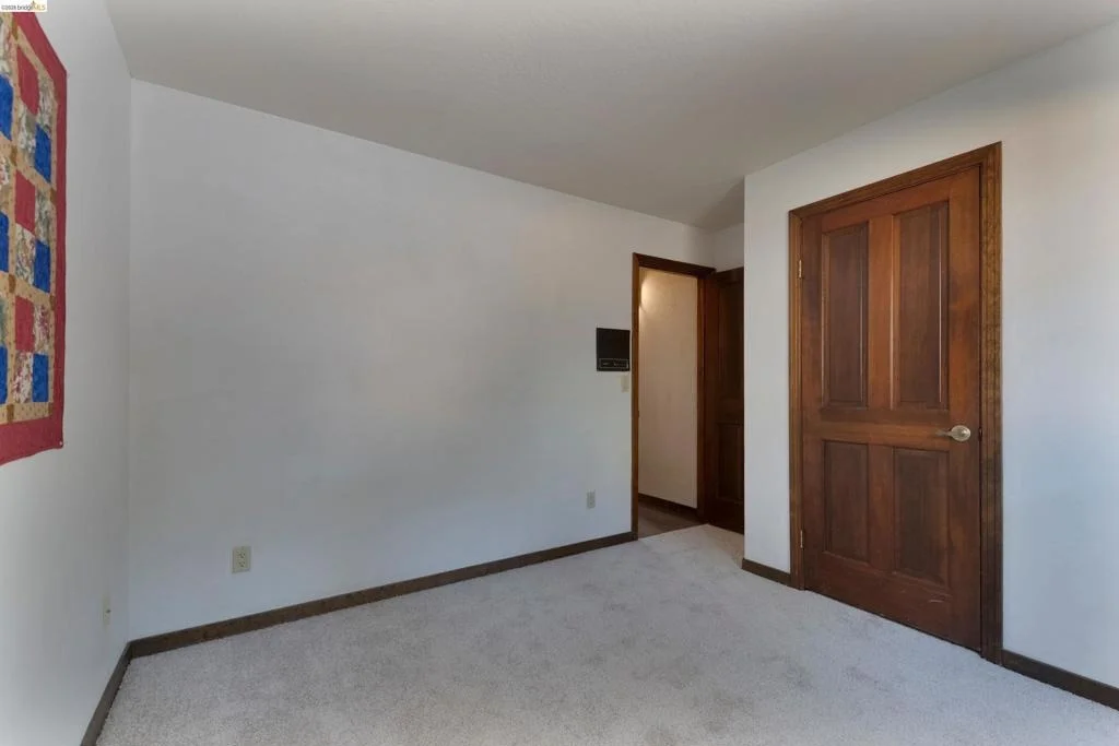 Photo of 20425 Brook Dr.