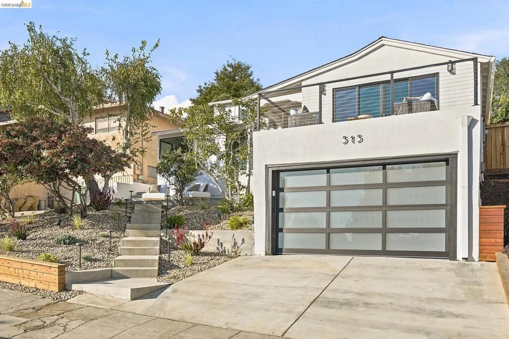 Photo of 515 Cragmont Ave