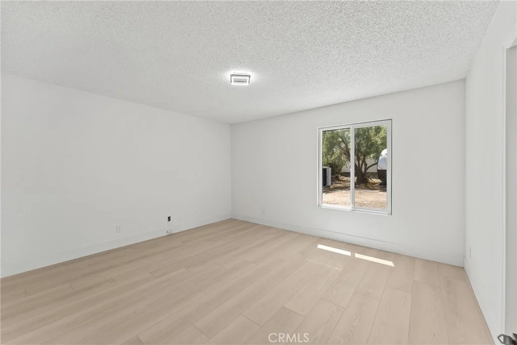 Photo of 13423 Palm Street