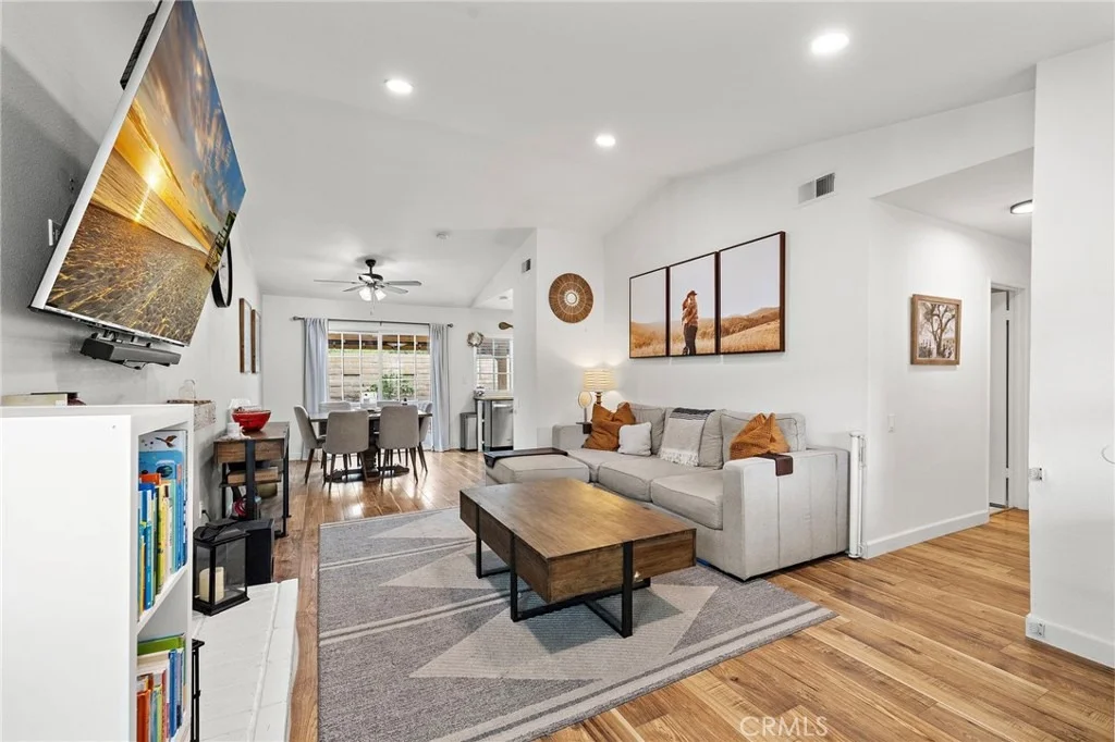 Photo of 21155 Larchmont
