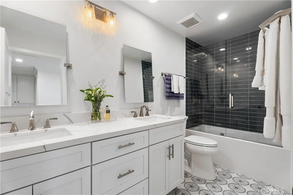 Photo of 5112 Kingscross