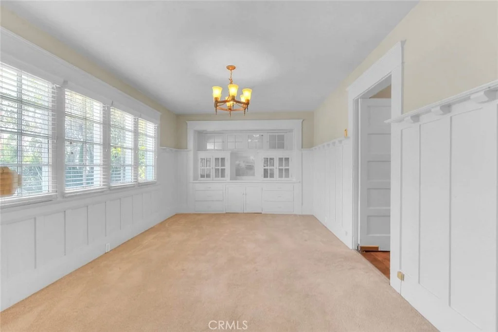 Photo of 563 Claremont